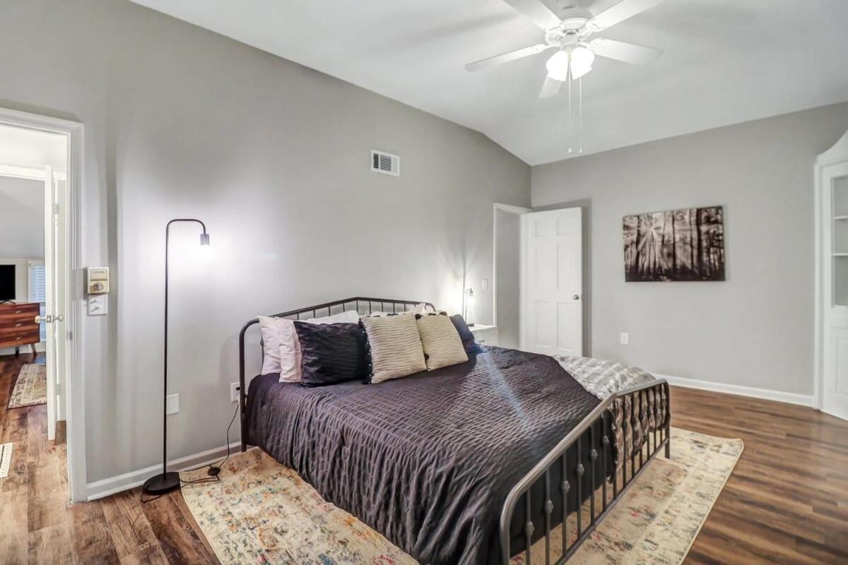 Eagle'S Landing Loft-Downtown Above Bull & Barrel Apartment Statesboro Ngoại thất bức ảnh
